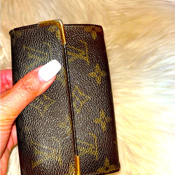 Authentic Louis Vuitton Mono Snap Wallet - Picture 6 of 10